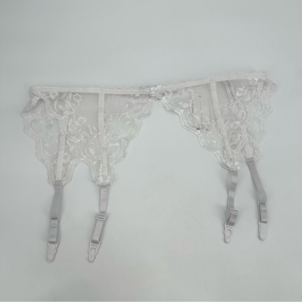 La Petite by Coquette Garter Belt White Lace One Size OS/XL NWD Bridal Lingerie